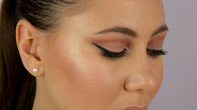 trait eye liner noir