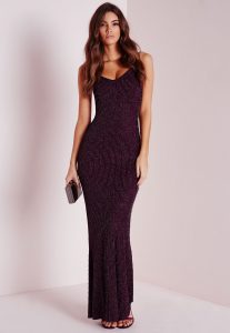 robe bordeaux femme fatale