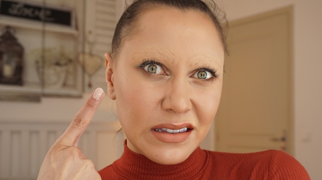 comment effacer ses sourcils 